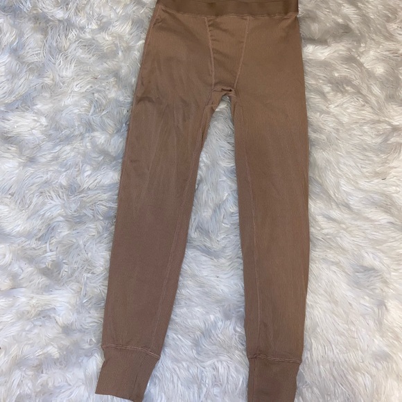 Tan Sabrina Ribbed Set - Picture 4 of 5